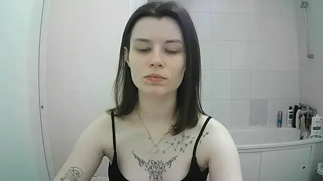 EdlinEngelby online show from December 1, 7:41 pm