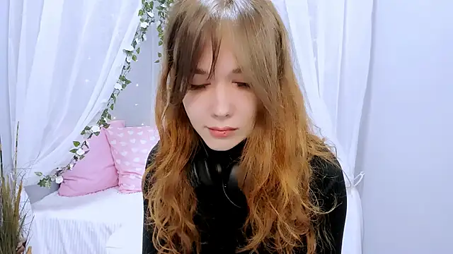 Anabel Montereau online show from December 19, 2:02 pm