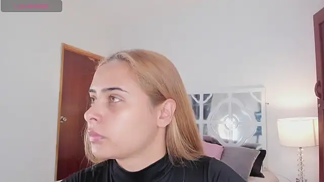 MikaelaStone online show from October 15, 12:05 pm