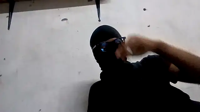 Snapshot of Ghost5943 chatting on November 29, 11:08 pm Ghost5943 online show from November 29, 11:08 pm