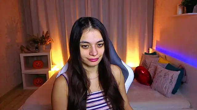 Leila Hefner online show from November 26, 3:07 am