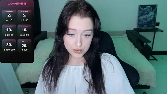 Sunshine J online show from December 5, 5:42 pm