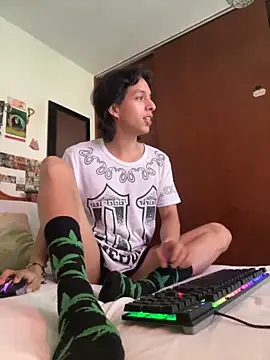 DannyPhantom555 online show from September 19, 4:29 pm