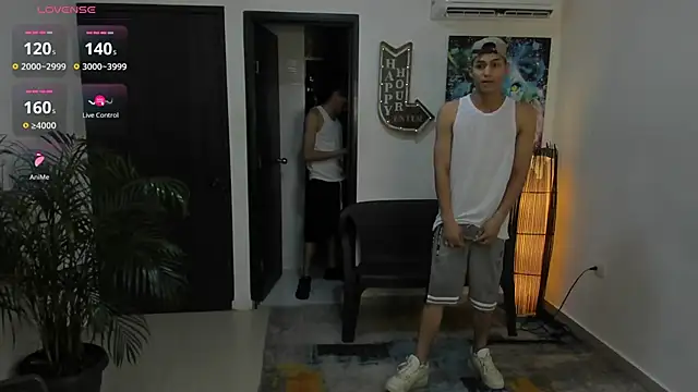 Playhardsex  online show from September 27, 11:10 pm