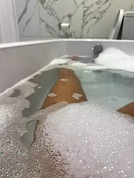 faithsfootsie22 online show from September 14, 6:07 pm