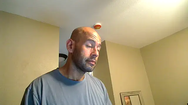 Snapshot of LeeCox chatting on October 14, 8:26 am LeeCox online show from October 14, 8:26 am