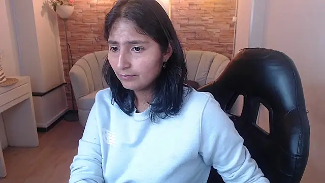 Snapshot of Gumball_b chatting on September 26, 3:21 am Gumball b online show from September 26, 3:21 am