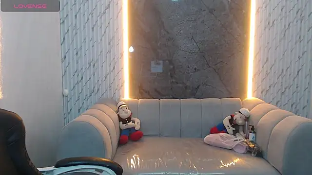 Snapshot of Gumball_b chatting on October 10, 3:27 am Gumball b online show from October 10, 3:27 am