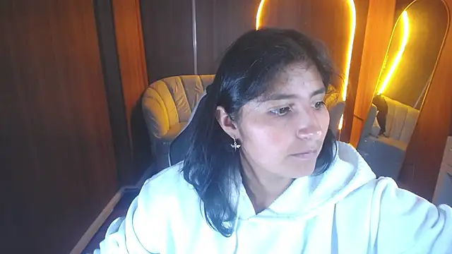 Snapshot of Gumball_b chatting on October 24, 3:14 am Gumball b online show from October 24, 3:14 am