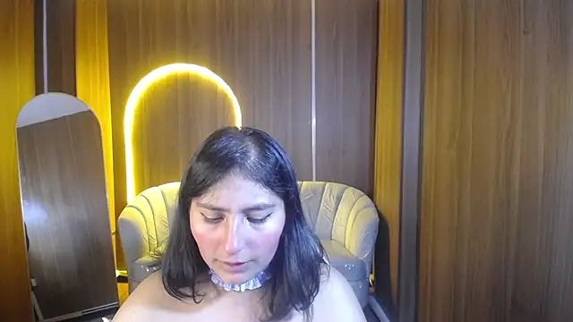 Snapshot of Gumball_b chatting on November 8, 3:39 am Gumball b online show from November 8, 3:39 am