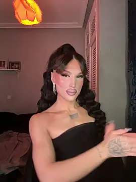 lacattiva online show from September 11, 7:58 pm