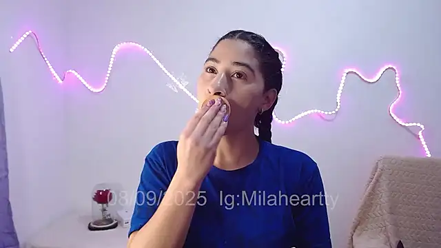 Snapshot of heartty_Milah chatting on September 8, 11:15 pm heartty Milah online show from September 8, 11:15 pm