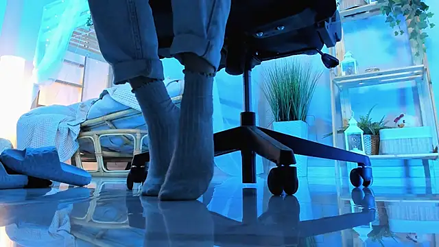 NitaNihil online show from October 1, 5:30 pm