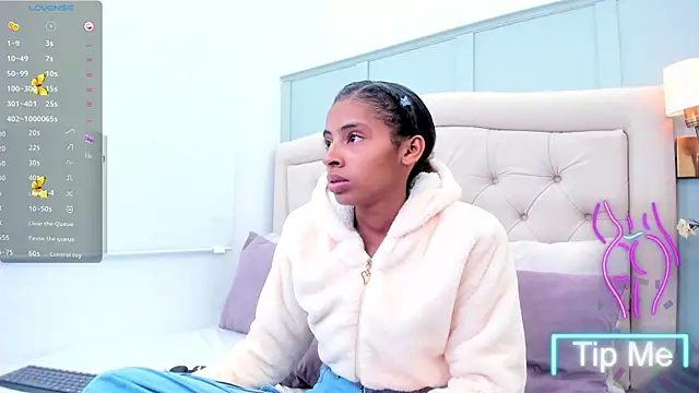 sarah ashbourne online show from September 14, 2:05 pm