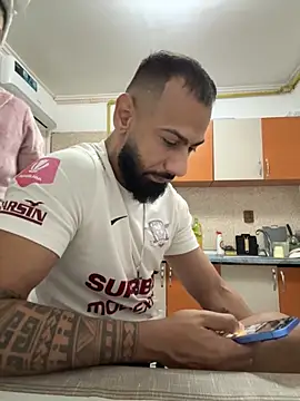 MiaKiittyy online show from October 21, 8:53 pm