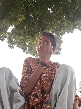 Snapshot of Gulika_Doshi chatting on September 28, 2:06 am Gulika Doshi online show from September 28, 2:06 am