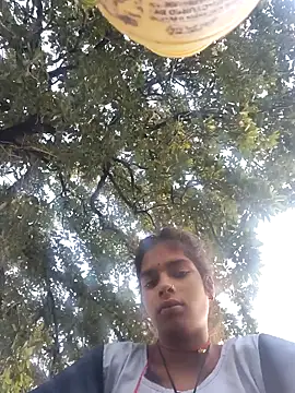 Snapshot of Gulika_Doshi chatting on October 9, 1:03 am Gulika Doshi online show from October 9, 1:03 am