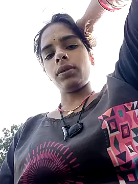 Snapshot of Gulika_Doshi chatting on December 5, 7:28 am Gulika Doshi online show from December 5, 7:28 am