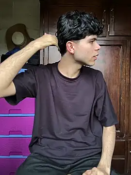 Axel-Mejia online show from November 11, 12:38 pm