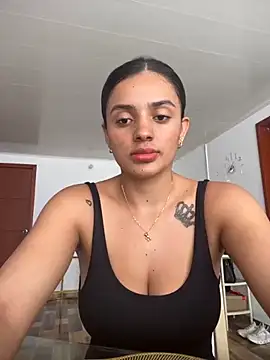 Snapshot of AnaaFaith_ chatting on October 10, 4:28 pm AnaaFaith online show from October 10, 4:28 pm