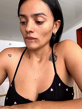 Snapshot of AnaaFaith_ chatting on November 22, 2:38 pm AnaaFaith online show from November 22, 2:38 pm