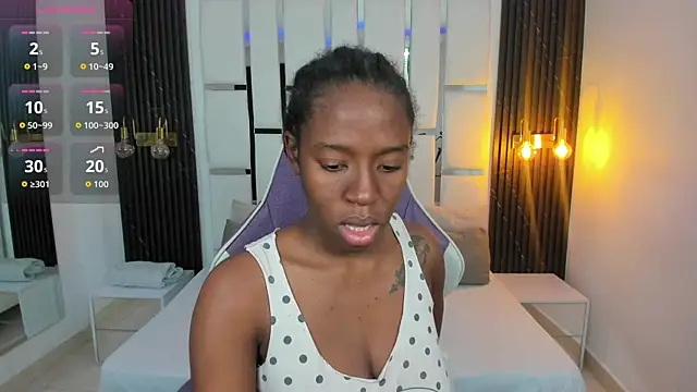  emma willliams  online show from November 28, 1:58 pm