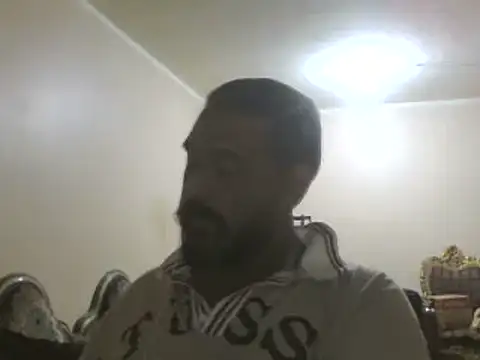 elpoop7305 online show from October 14, 9:37 pm