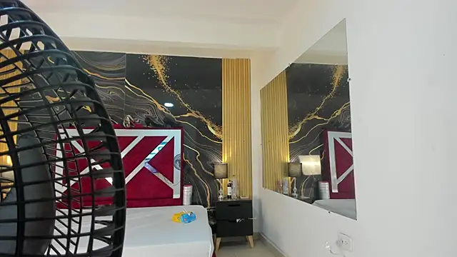 VioletRose as online show from October 30, 7:14 pm