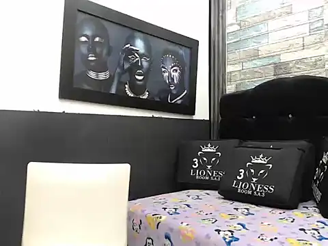 esmeralda asford online show from November 14, 12:04 pm