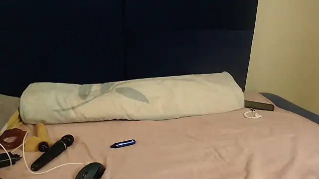 Sexy-Momo online show from September 22, 5:37 pm