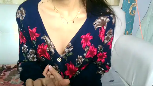 Snapshot of SHILPA_99 chatting on November 24, 12:43 am SHILPA 99 online show from November 24, 12:43 am