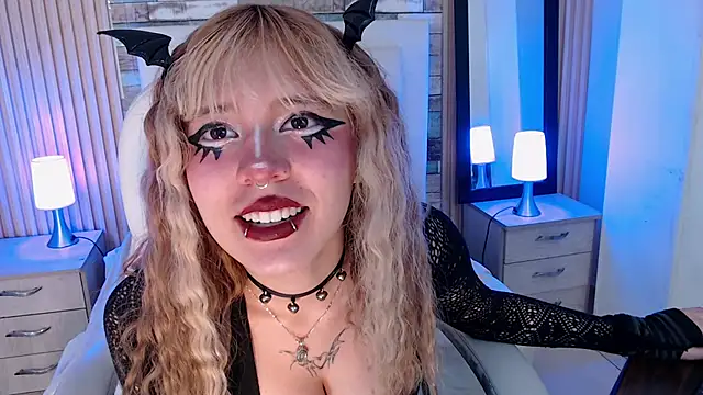 rihonna hs8 online show from September 13, 12:38 pm