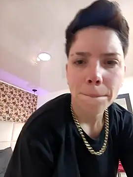 SpencerMontgomery online show from September 30, 7:19 pm