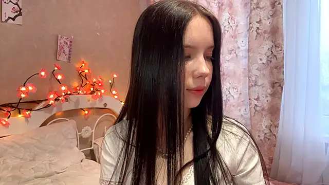 AxyKitten online show from November 10, 11:20 am