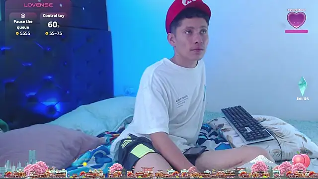 Snapshot of elfernh chatting on September 17, 3:14 pm elfernh online show from September 17, 3:14 pm