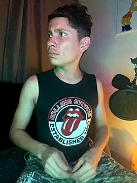 Snapshot of elfernh chatting on September 29, 5:23 am elfernh online show from September 29, 5:23 am