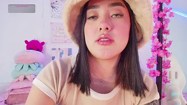 justonecute online show from September 15, 11:49 pm