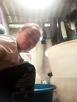 Snapshot of CoMay003 chatting on September 10, 4:01 am CoMay003 online show from September 10, 4:01 am