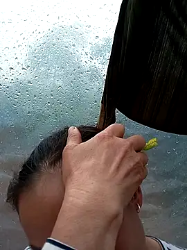 Snapshot of CoMay003 chatting on September 30, 4:06 am CoMay003 online show from September 30, 4:06 am