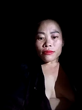 Snapshot of CoMay003 chatting on October 1, 1:06 pm CoMay003 online show from October 1, 1:06 pm