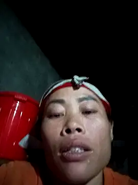 Snapshot of CoMay003 chatting on October 25, 12:13 pm CoMay003 online show from October 25, 12:13 pm