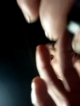 Snapshot of CoMay003 chatting on November 3, 2:02 am CoMay003 online show from November 3, 2:02 am