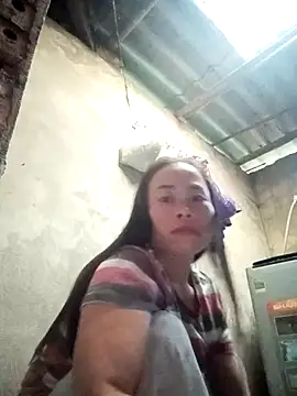 Snapshot of CoMay003 chatting on November 9, 9:51 am CoMay003 online show from November 9, 9:51 am