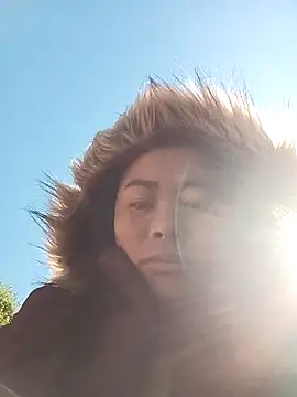 Snapshot of CoMay003 chatting on November 29, 3:09 am CoMay003 online show from November 29, 3:09 am