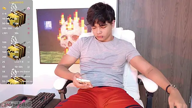 an drew18 online show from November 9, 3:21 pm