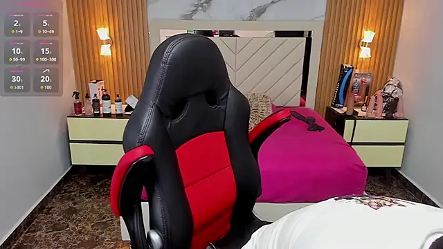 KAROLLJONES1 online show from September 24, 2:37 am