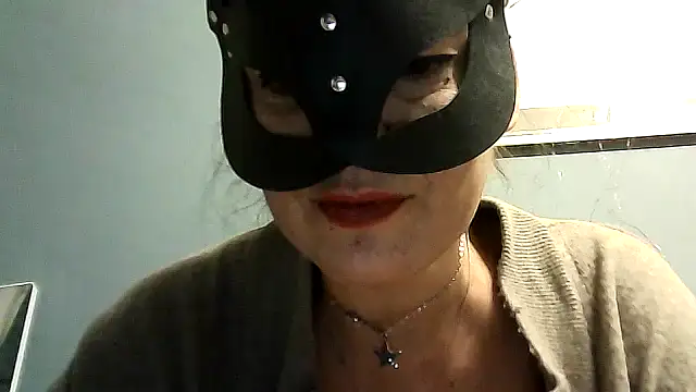 vanitafalcao online show from November 11, 7:14 pm