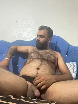 Snapshot of Umut1414 chatting on November 5, 10:21 pm Umut1414 online show from November 5, 10:21 pm