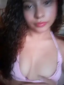 Snapshot of Lulupeach69 chatting on October 4, 11:19 am Lulupeach69 online show from October 4, 11:19 am