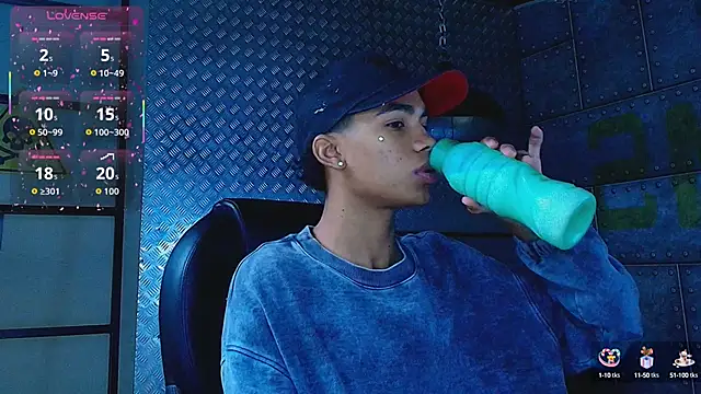 AlanCutee online show from September 20, 1:23 pm